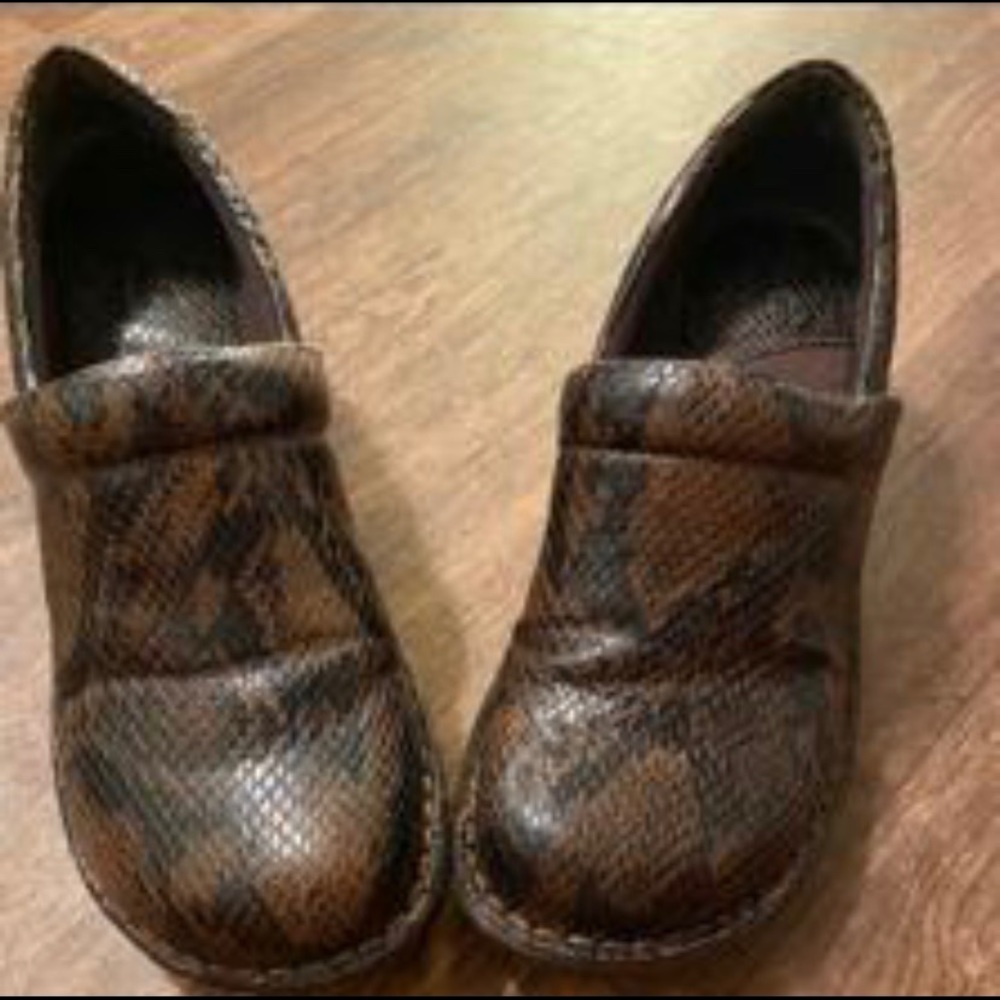BOC by Born Women’s Clogs